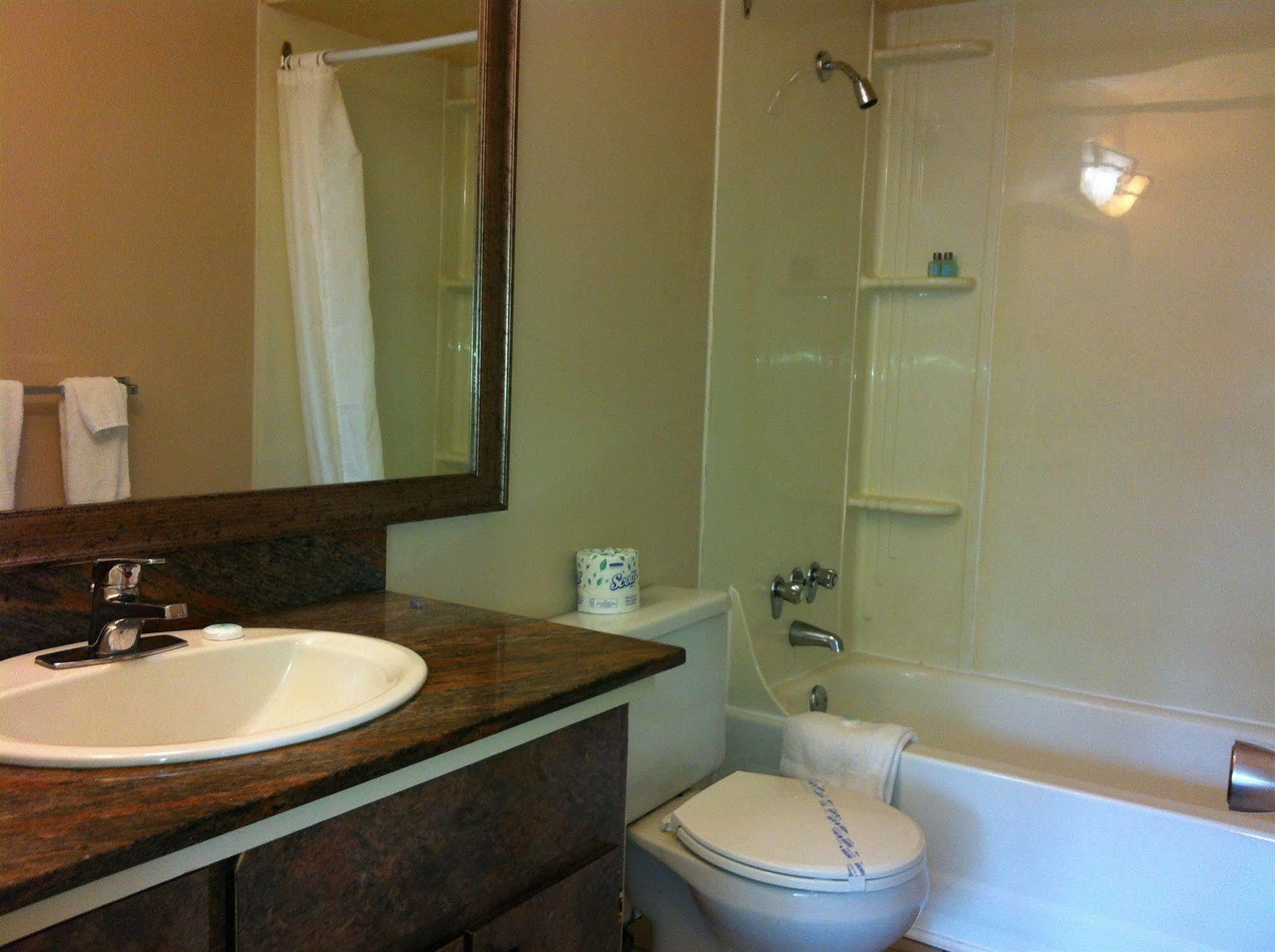 Coquitlam Sleepy Lodge Kültér fotó